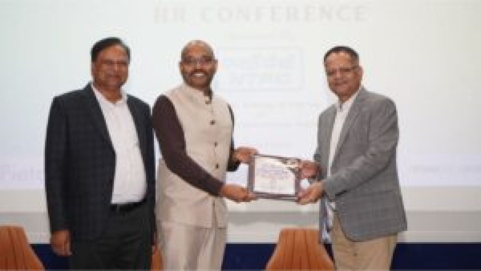 Proeffico Wins 'Excellence in HR Innovation' Award at HR Bharat National Conference 2023