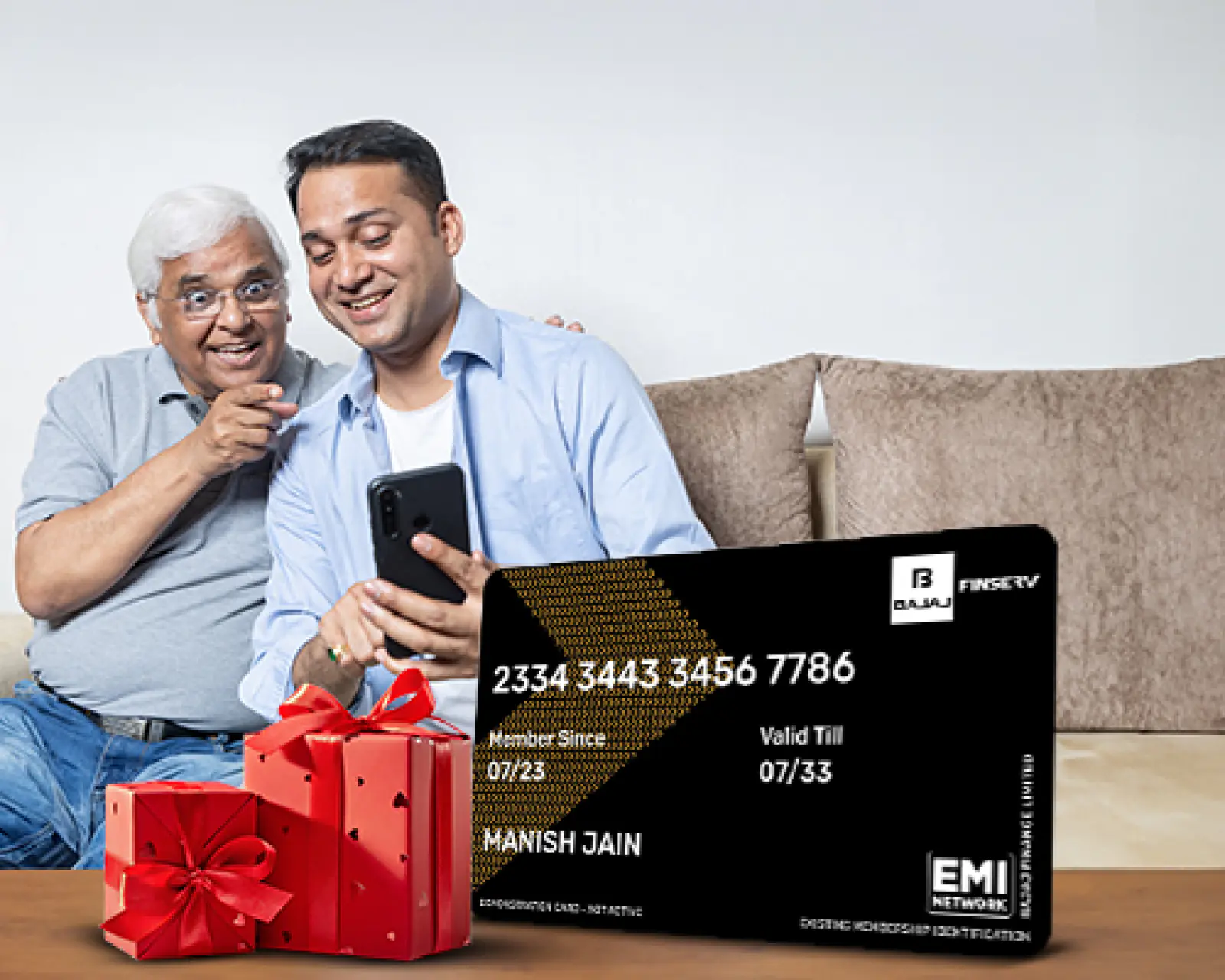 Explore Father's Day Gifting Options; Buy Using the Bajaj Finserv Insta EMI Card