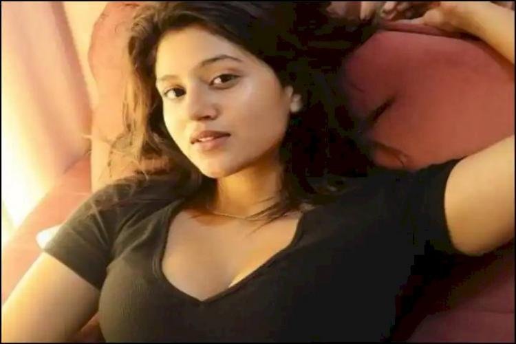 Miss Puja Sex Mms - Anjali Arora Gave A Befitting Reply To The Trollers After The MMS  Controversy - Sangri Today | News Media Website