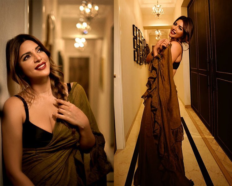 Shama Sikander's 'Tip Tip Barsa Paani' reel is Turning On the heat in this Monsoon Season