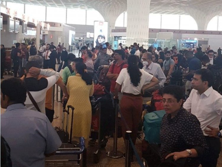Mumbai airport server fixed: air services halted for 40 minutes
