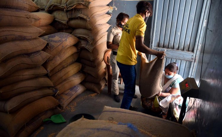 81.35 crore people will get free ration for one more year