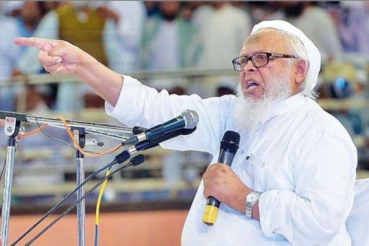 Religious leader got angry with the statement of Maulana Arshad Madani: said from the stage of Jamiat- Om and Allah are one