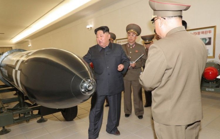 North Korea shows its nuclear weapons for the first time