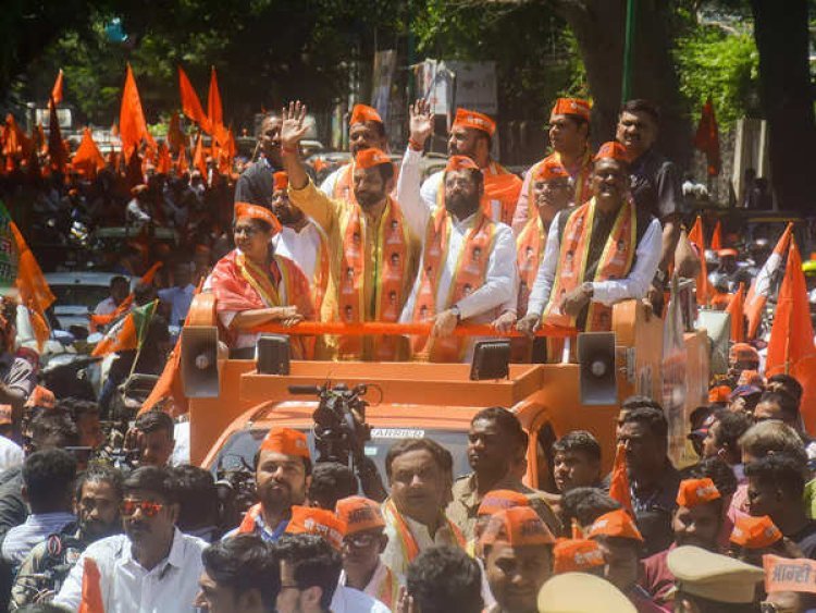 Savarkar Gaurav Yatra begins in Thane, Shinde also participates