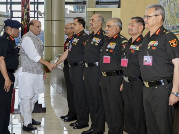Rajnath Singh's strict message in the army commanders' conference