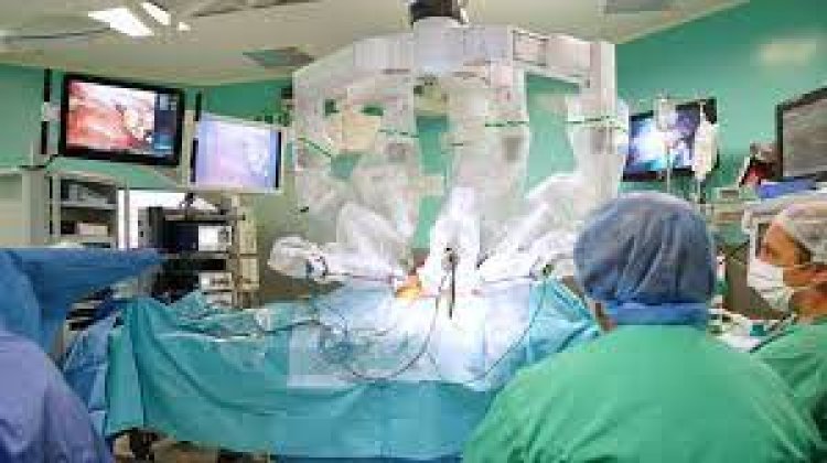 Hernia surgery for the first time with a robot: Doctors of the surgery department of SMS Hospital