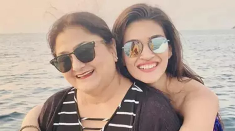 Amidst trolling of Adipurush, Kriti Sanon's mother Geeta Sanon reacted, said- 'Understand human feelings'