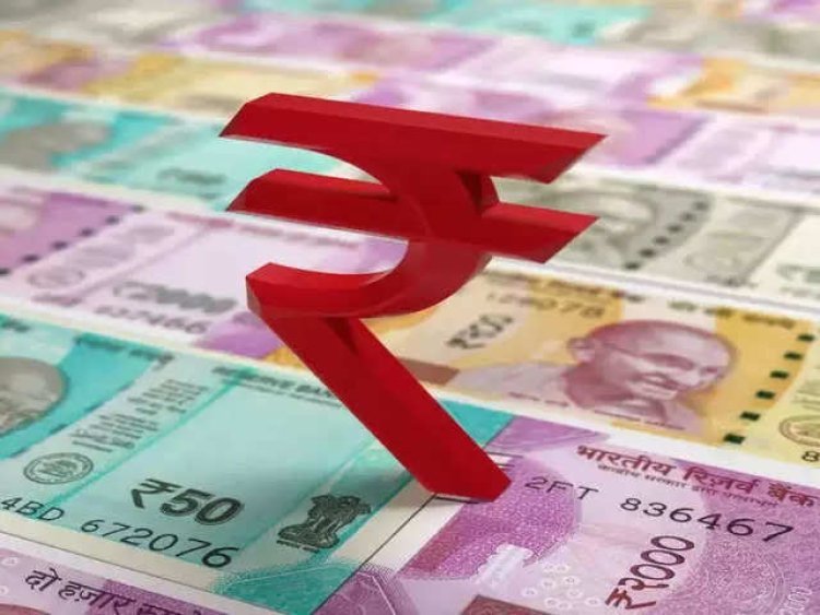 Dollar vs Rupee: Rupee flat against US dollar, decline of 8 paise