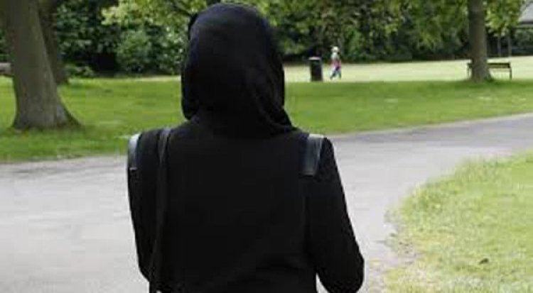 Girl wearing burqa raised slogans of 'Jai Shri Ram', then received death threats; accused arrested