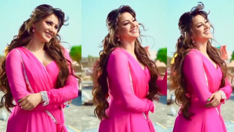 Urvashi Rautela Shares a Heartwarming Video to the Tune of 'Ho Gaya Hai Mujhe Pyaar,' Dubs it 'Sukoon'