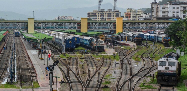 Indian Railways' junk is turning into gold, Railways earned Rs 66 lakh in 13 days; Special campaign will run till 30 October