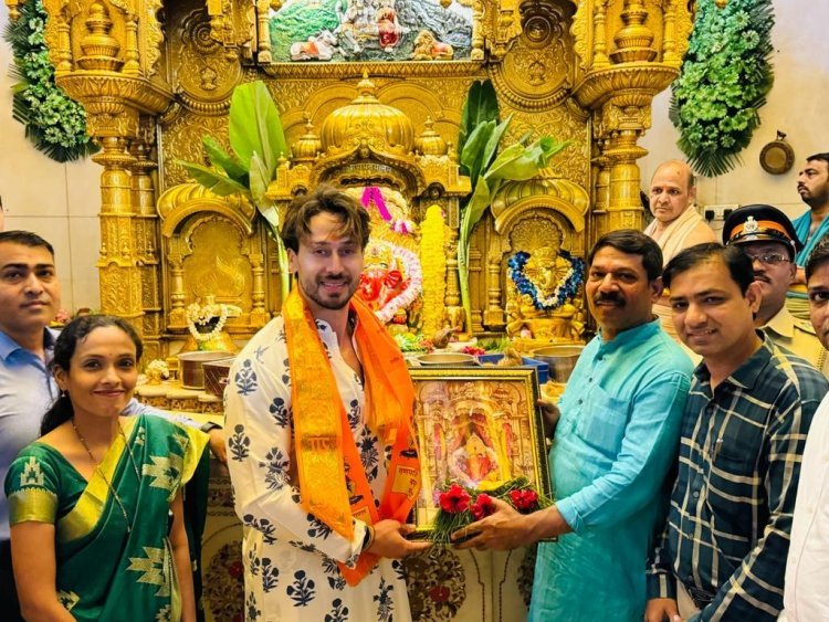 Tiger Shroff's Spiritual Visit to Siddhivinayak Temple