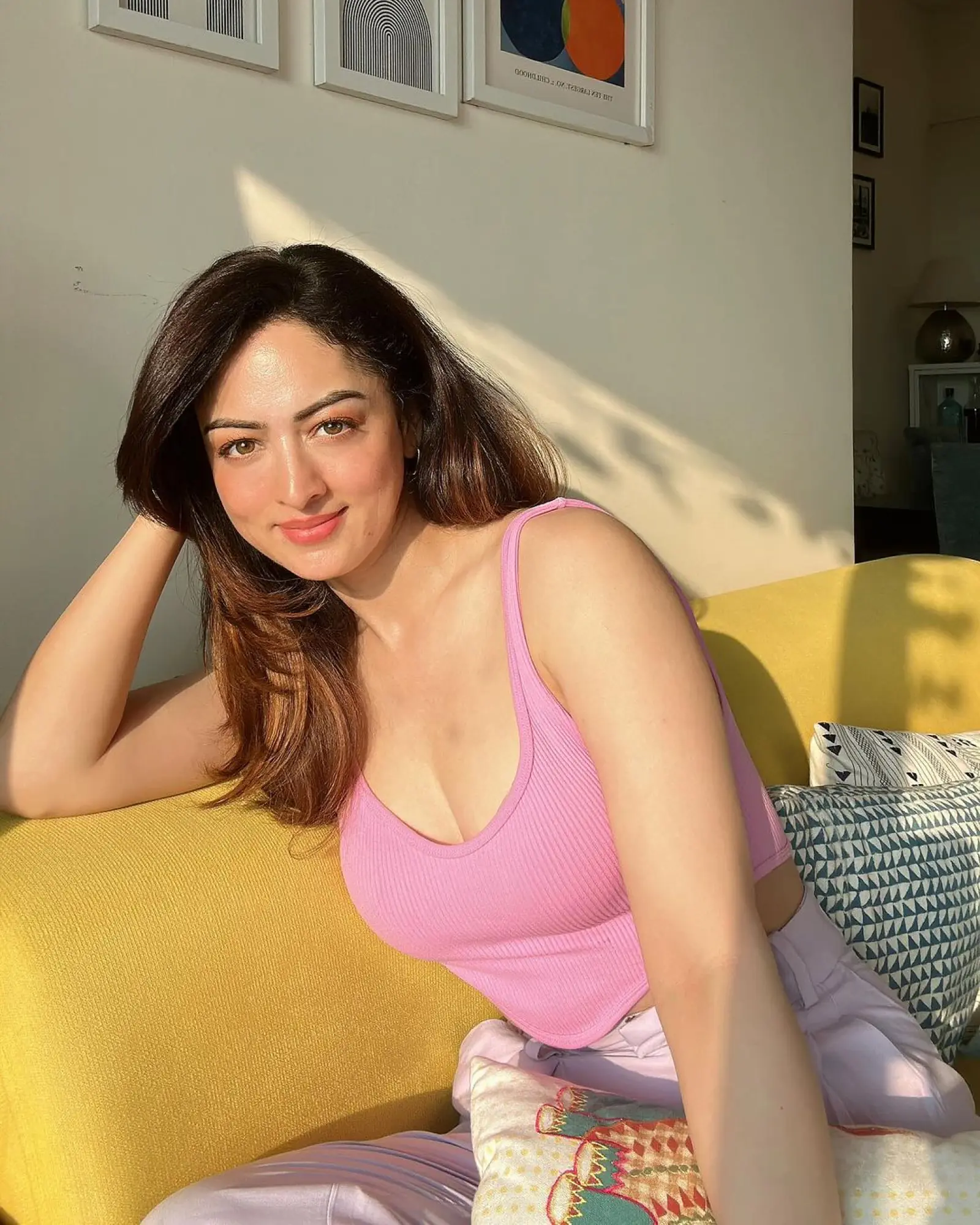 Sibling Showdown in Paradise: Sandeepa Dhar Tops Plank Challenge Against Brother