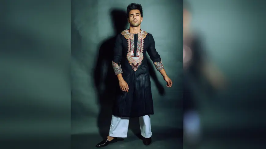 Bollywood's Leading Men Inspire the Perfect Diwali Wardrobe with Stylish Ensembles