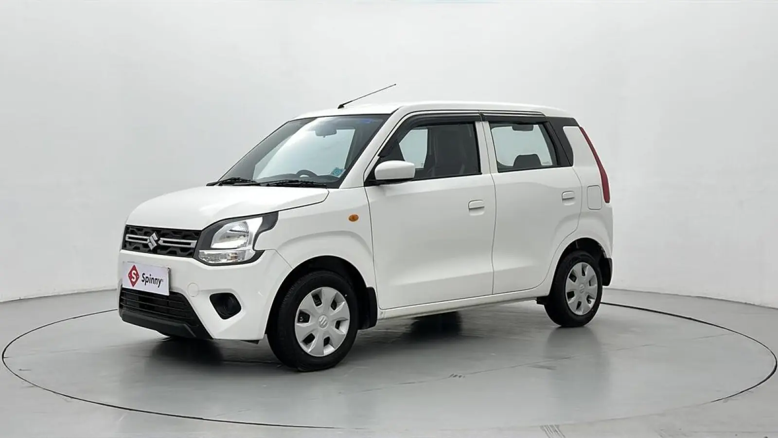 What is special about the best-selling car Maruti Suzuki WagonR? From mileage to features it is powerful.