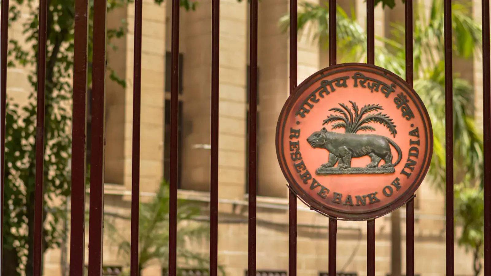 RBI Report: Asset quality of banks improved, NPA reduced by 3.2 per cent by September 2023     