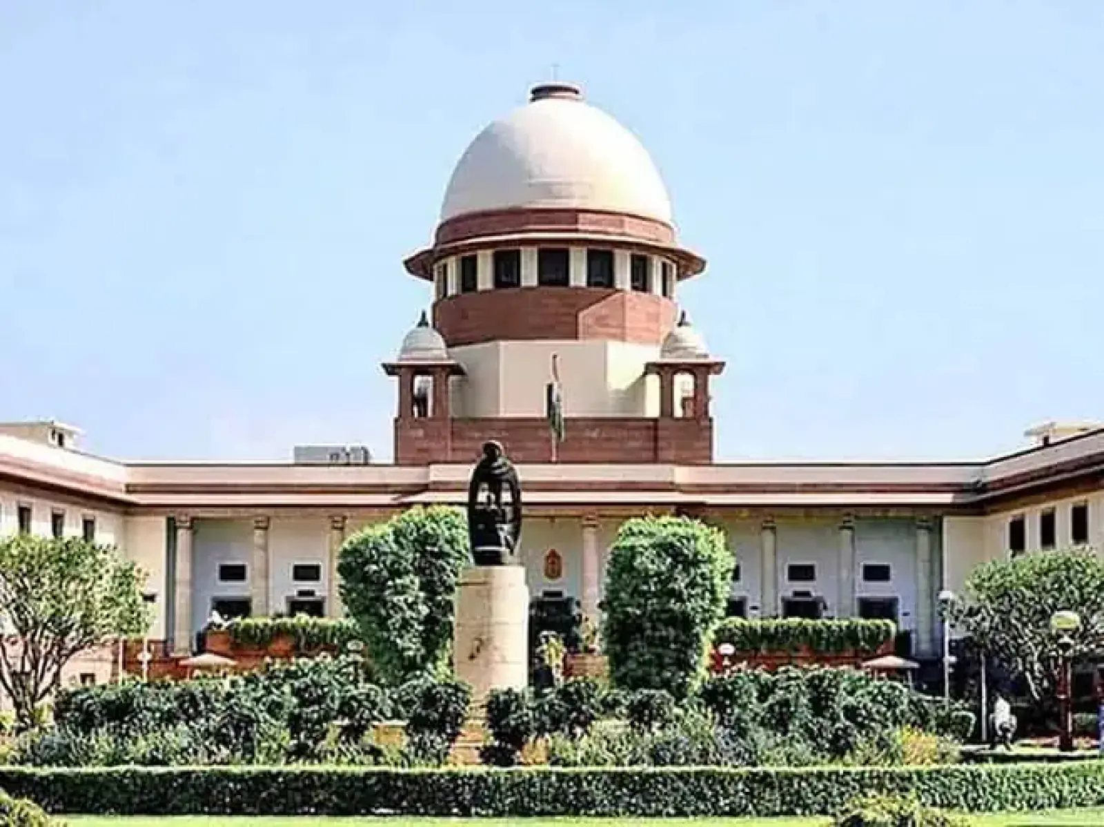 Supreme Court grants relief to Mukhtar Ansari's son and prohibits arrests for code of conduct violations