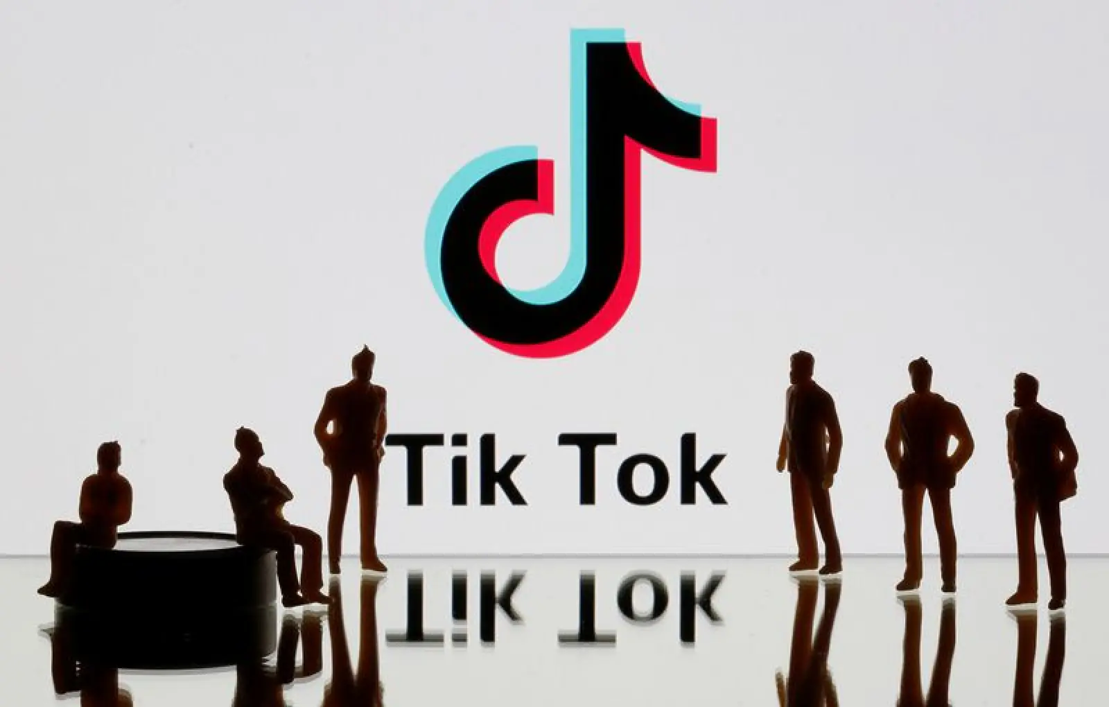 TikTok fired her after reporting sexual harassment, former female employee sued