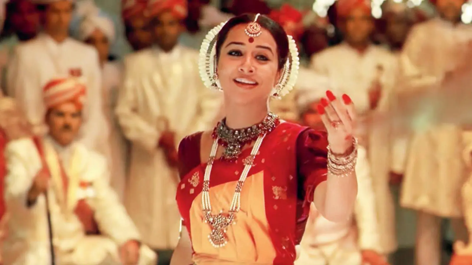 Diwali Gets Spooky: Bhool Bhulaiyaa 3 Reunites Iconic Characters Manjulika and Rooh Baba!