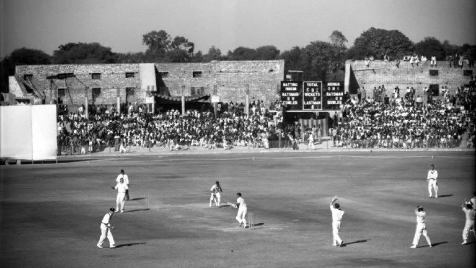 Wave of mourning ran in the cricket world due to the demise of former Pakistan captain Saeed Ahmed