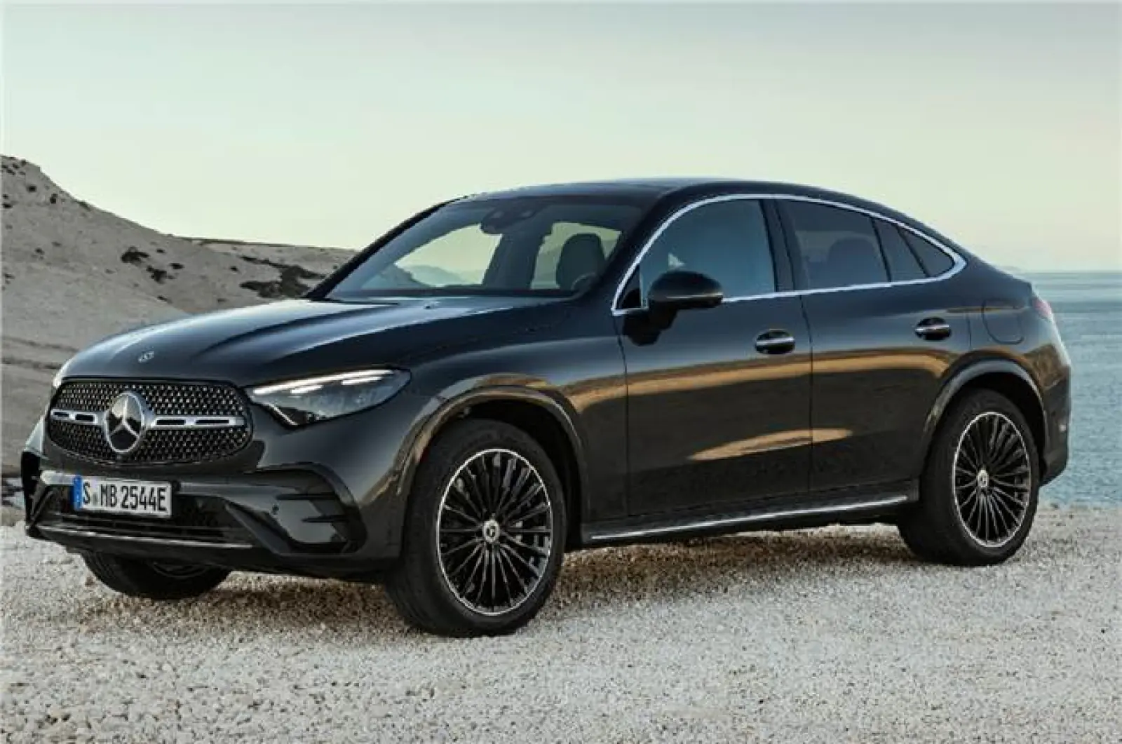 Mercedes-Benz GLC gets Plug-in Variant, know how much has changed from before and when will it be launched in India
