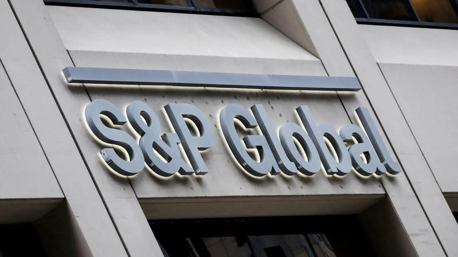 S&P raised India's rating from 'stable' to 'positive', said this on the expenditure on infrastructure