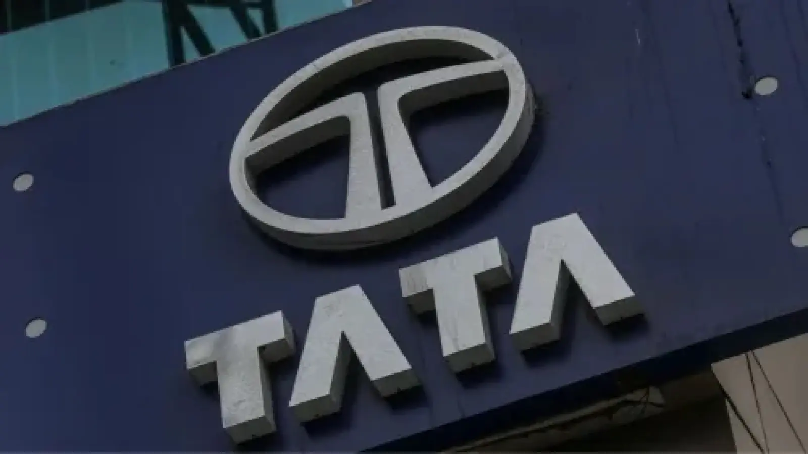 Tata Motors' sales increased by 2%, the company sold more than 75 thousand cars in May 2024