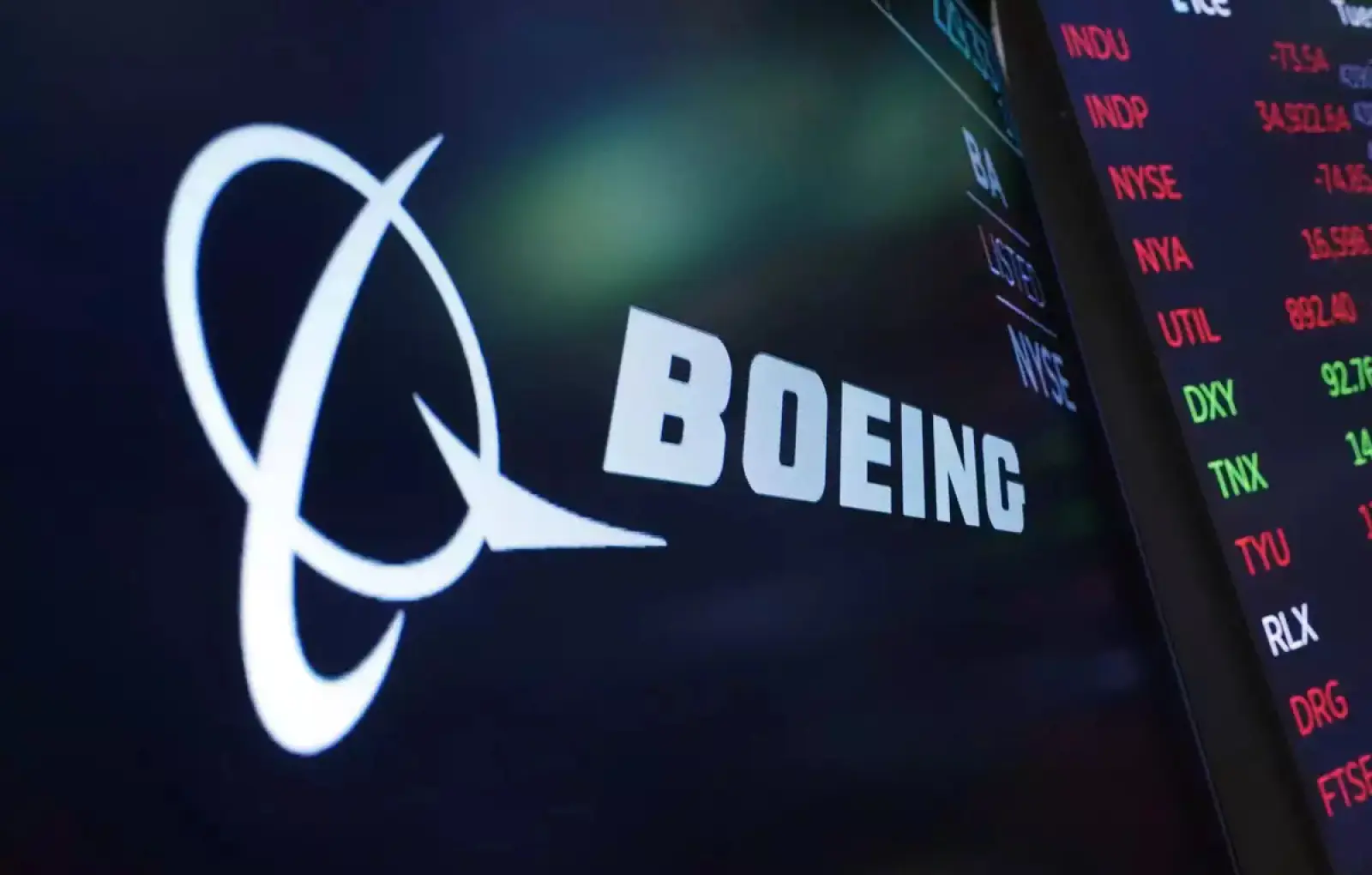 Boeing is in talks with the government to resolve disputes related to security flaws, reports claim