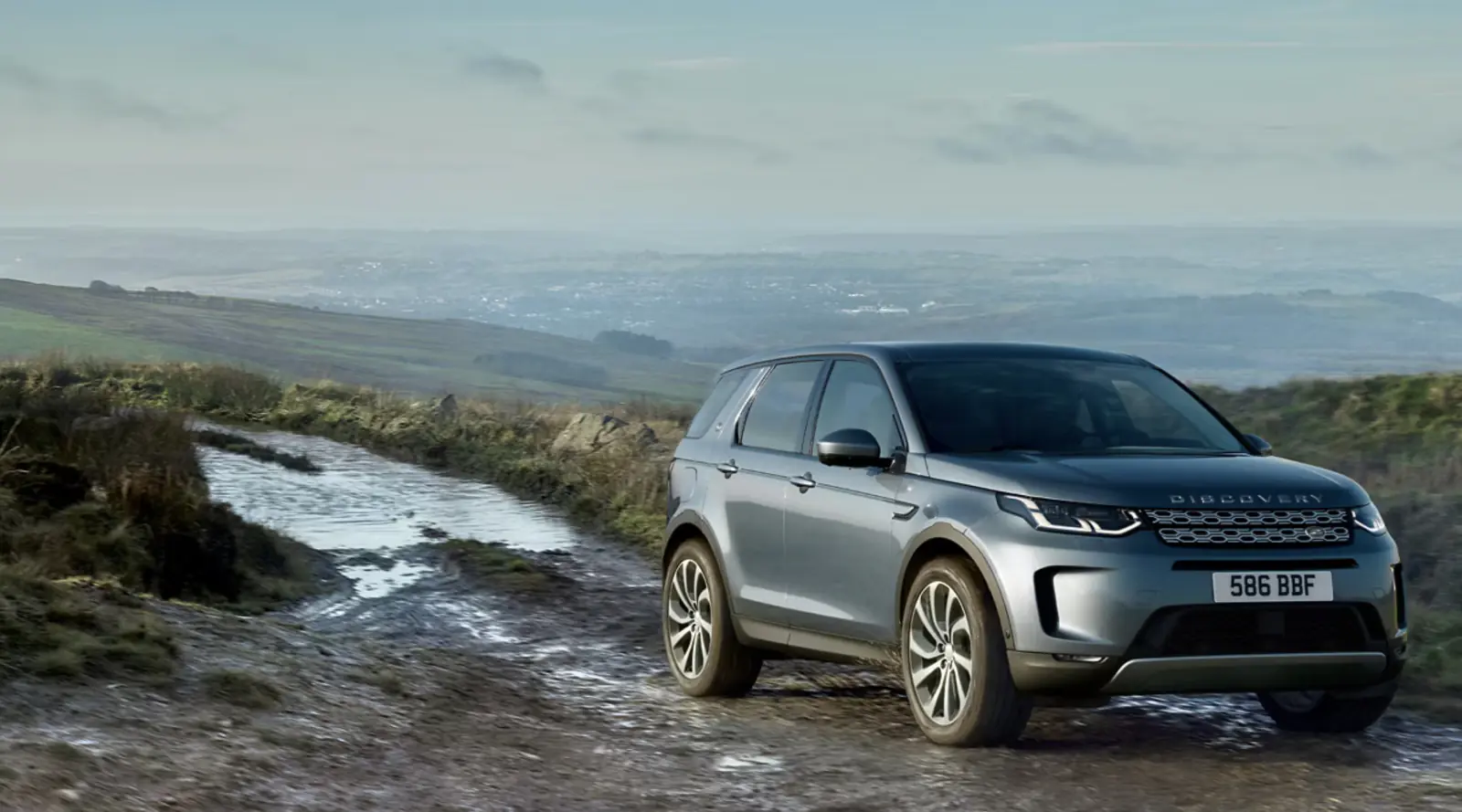 Land Rover Discovery completes 35 years, company introduces limited edition on special occasion