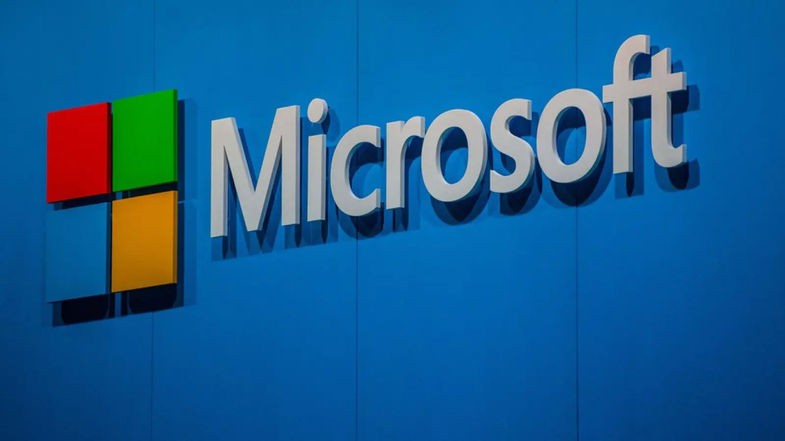 Microsoft Office: Big bug found, hackers can access camera and microphone