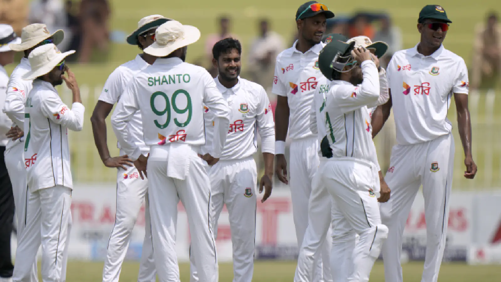 Bangladesh beat Pakistan by 10 wickets, Pakistan was defeated for the first time in Test history