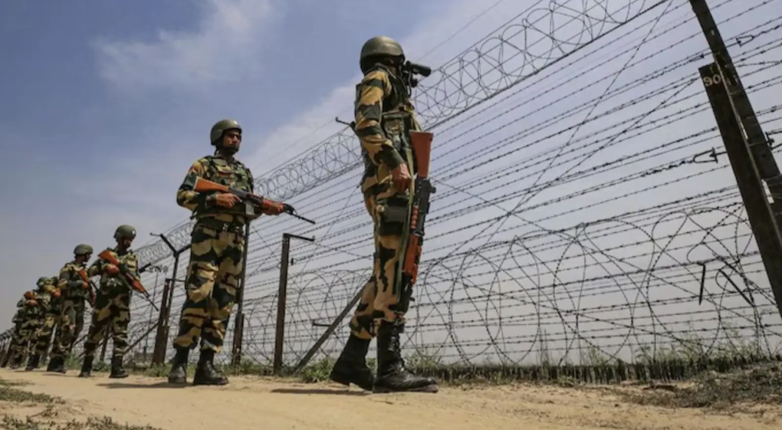 Pakistani man illegally entered India by crossing Rajasthan border, arrested by BSF; interrogation going on