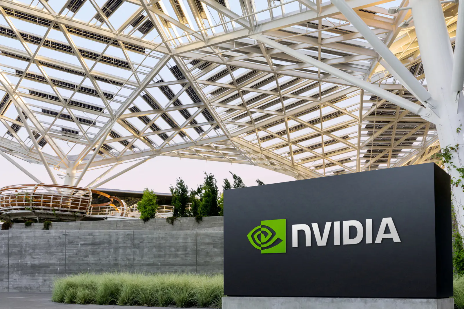 Nvidia Share: Quarterly results better than expected, yet shares fell more than 7 percent