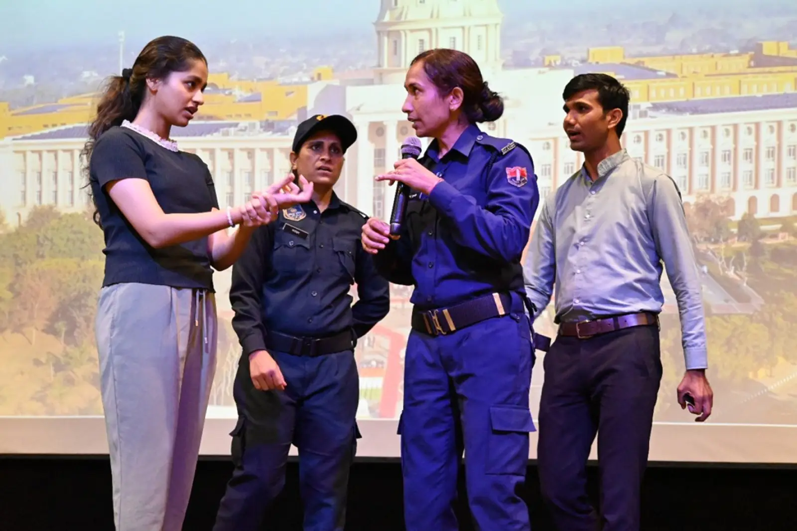 Jaipur Police conducts self-defence workshop at Jaipur's Manipal University