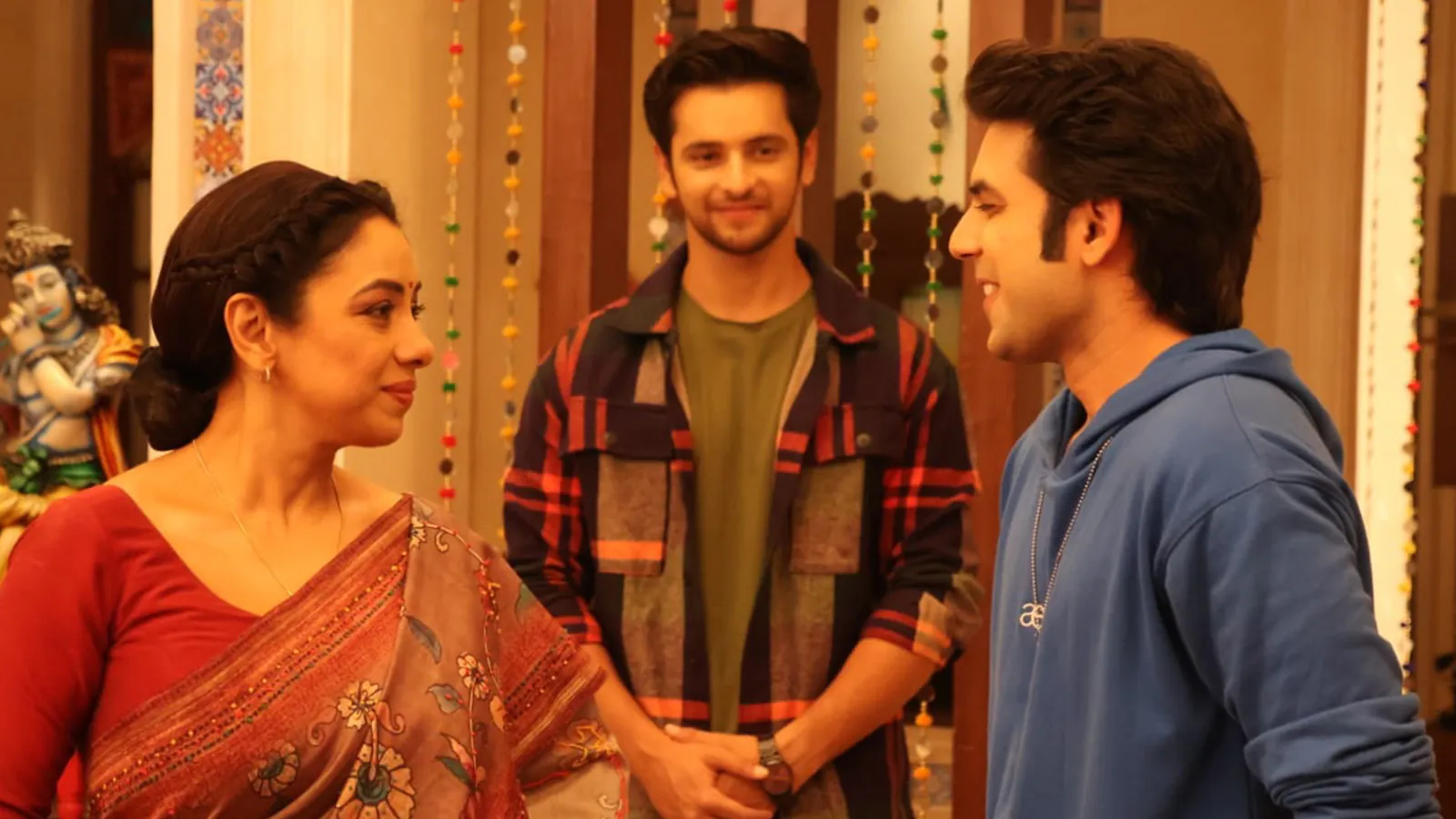 Anupamaa & Family Gear Up for a Competition: How Will The Family Win Together Or Face New Tensions?