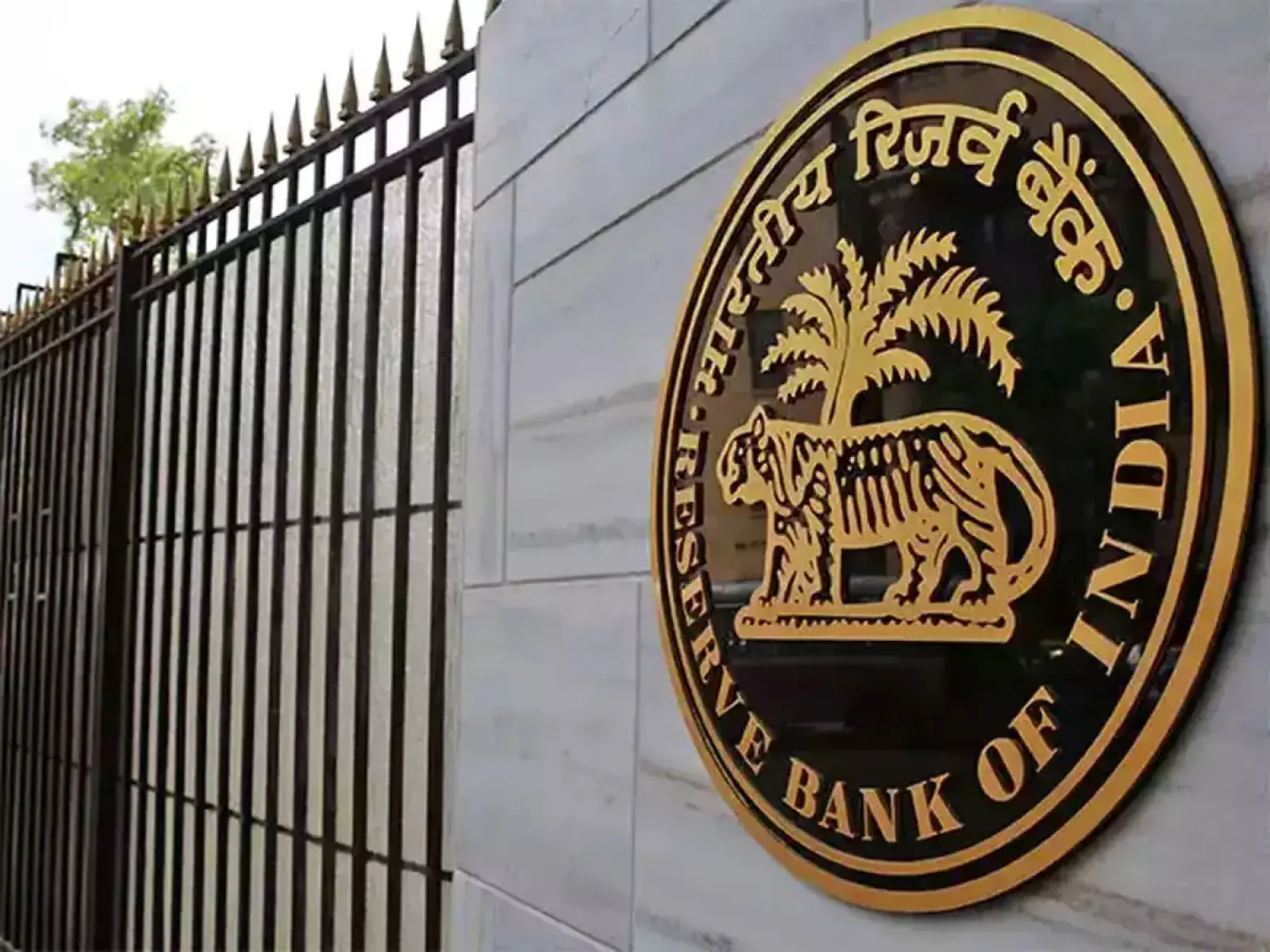 RBI warns about deepfake video of RBI's top management made with AI on social media