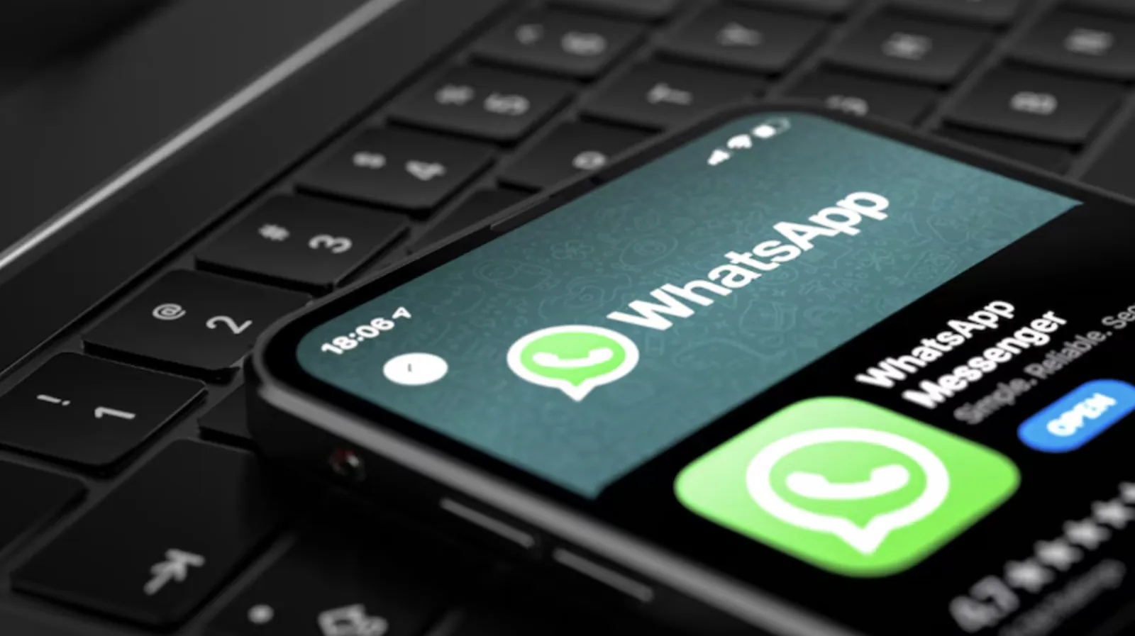 WhatsApp will soon get a new feature to add your social media accounts to your profile